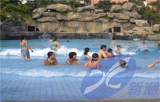徐州大型海浪池：水上乐园气动